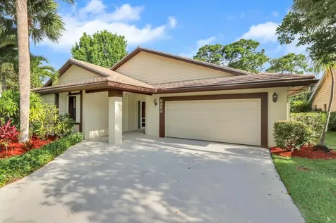 5863 Stonewood Court Jupiter FL 33458