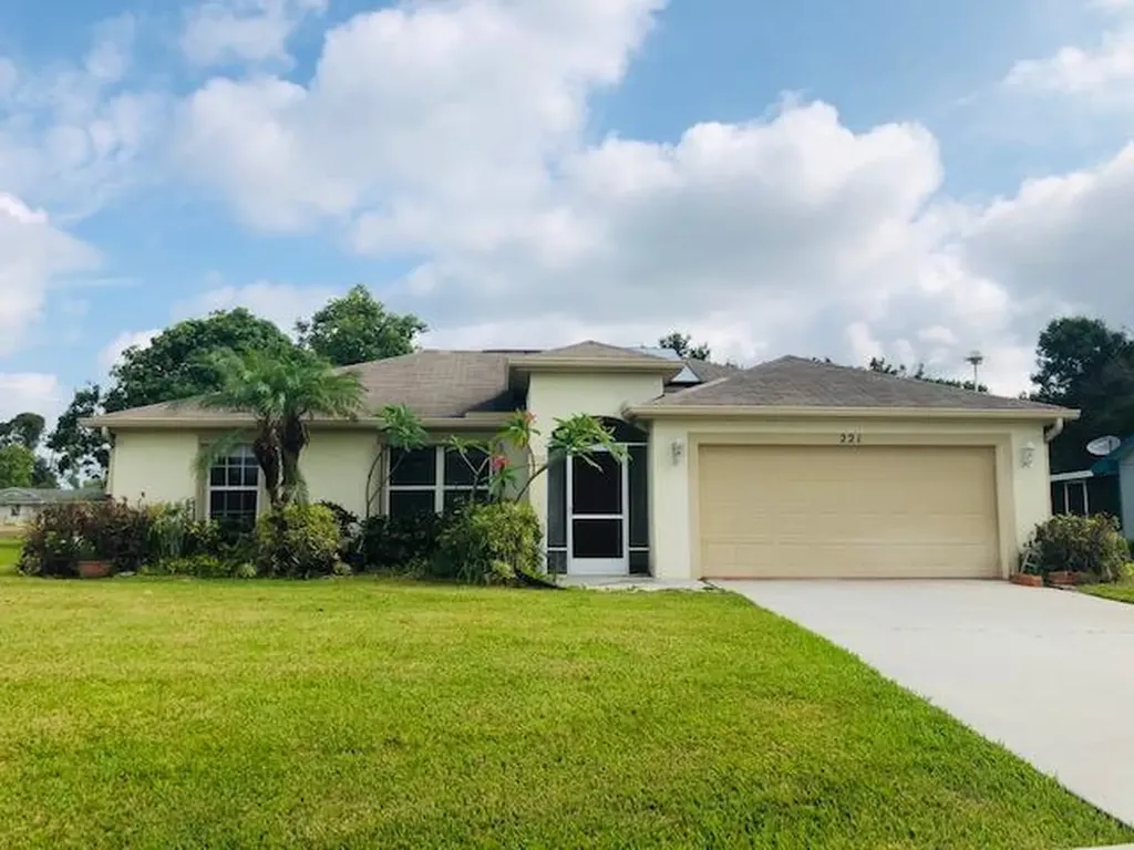 221 NW Lincoln Avenue Port St Lucie FL 34983
