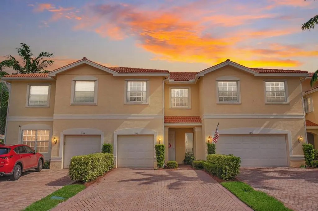7650 Spatterdock Drive Boynton Beach FL 33437
