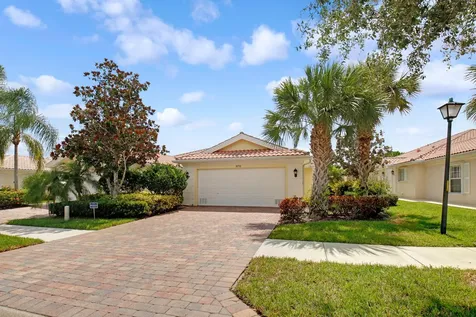 8713 SE Retreat Drive Hobe Sound FL 33455