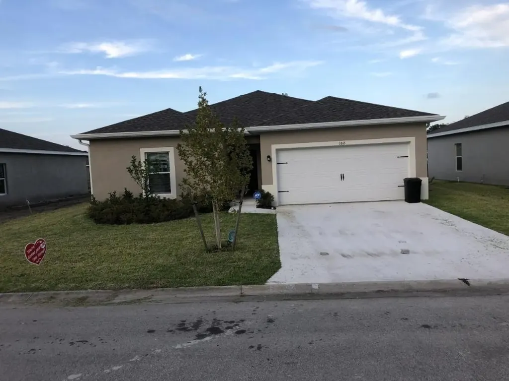 5345 Oakland Lake Circle Fort Pierce FL 34951