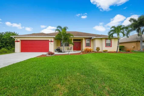 662 SW Sardinia Avenue Port St Lucie FL 34953