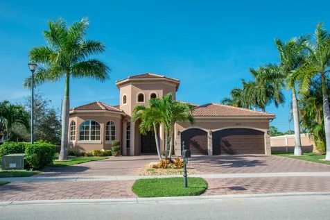 8970 Club Estates Way Lake Worth FL 33467