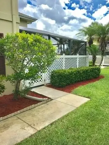 18 Amherst Court Royal Palm Beach FL 33411