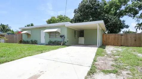 5125 Vermont Avenue Lake Worth FL 33461