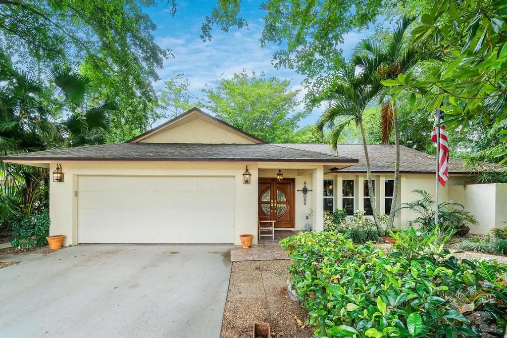13596 Exotica Lane Wellington FL 33414
