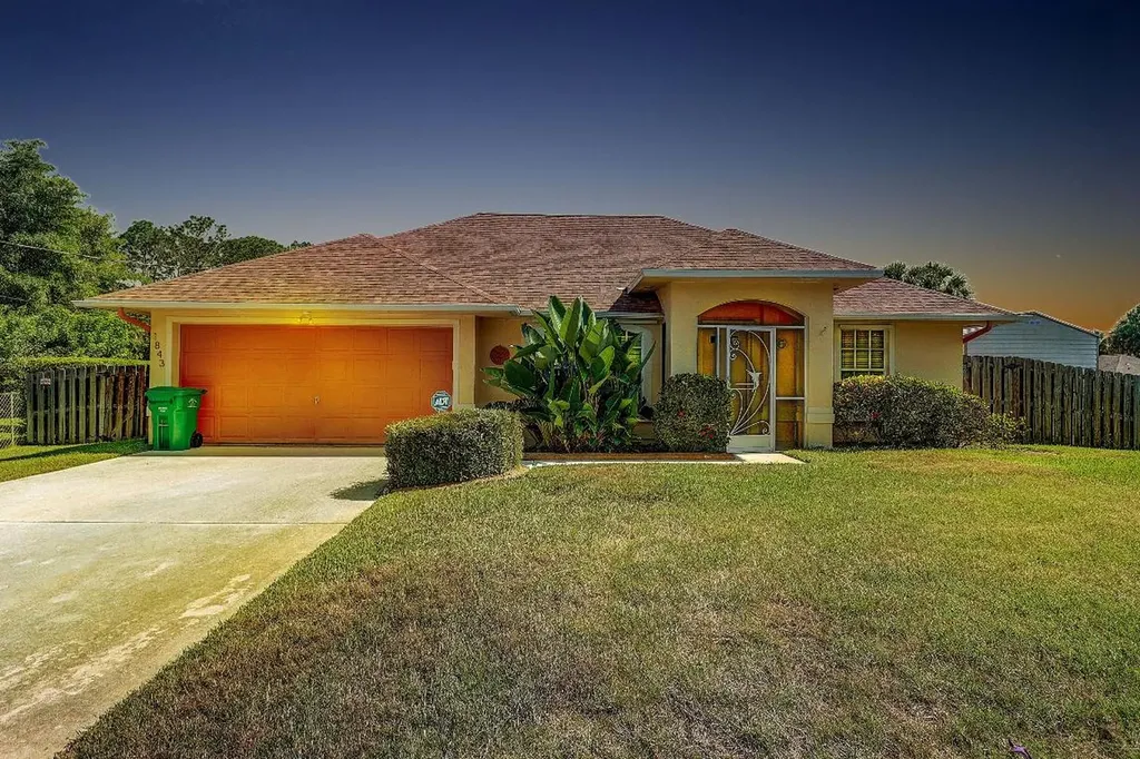 1843 SW Notre Dame Avenue Port St Lucie FL 34953