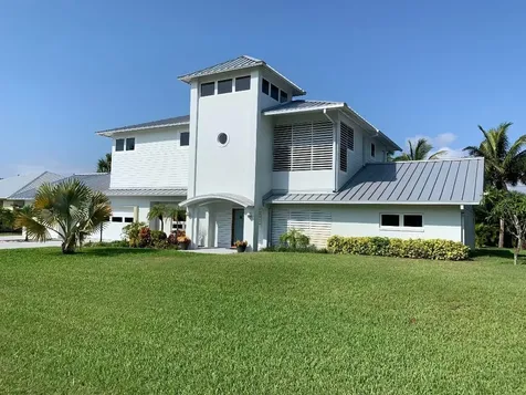 2413 Tamarind Drive Hutchinson Island FL 34949