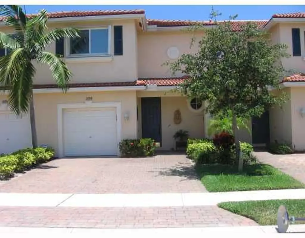 3088 N Evergreen Circle Boynton Beach FL 33426