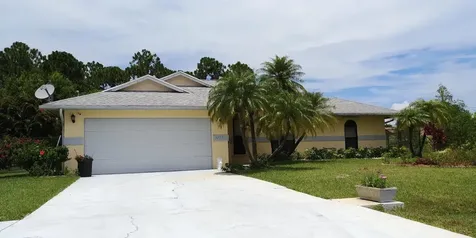 2237 SE Gaslight Street Port St Lucie FL 34952