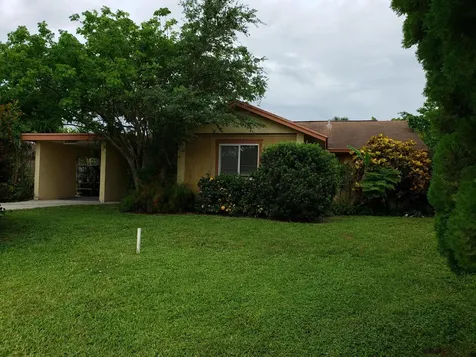 1341 Westside Way Royal Palm Beach FL 33411