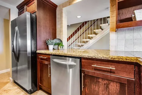 931 Palm Trail Delray Beach FL 33483