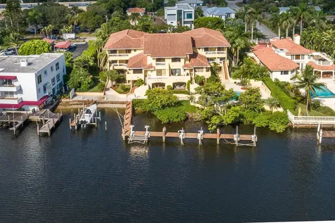 931 Palm Trail Delray Beach FL 33483