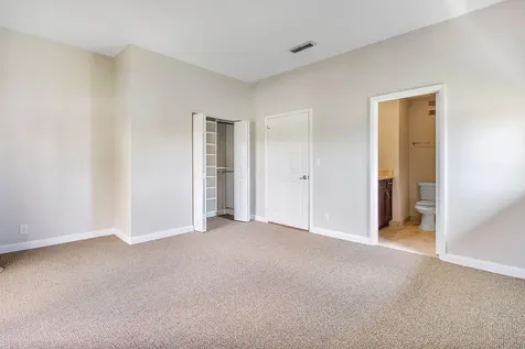 931 Palm Trail Delray Beach FL 33483