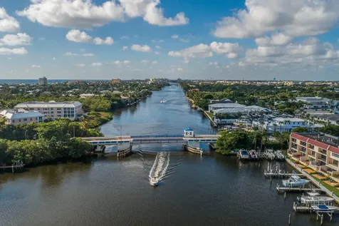 931 Palm Trail Delray Beach FL 33483