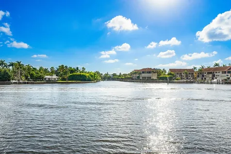 931 Palm Trail Delray Beach FL 33483