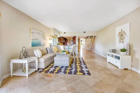 931 Palm Trail Delray Beach FL 33483