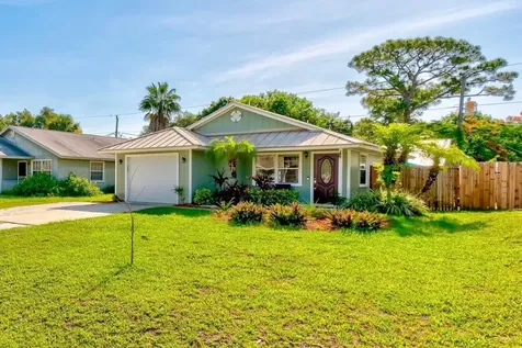 2140 87th Court Vero Beach FL 32966