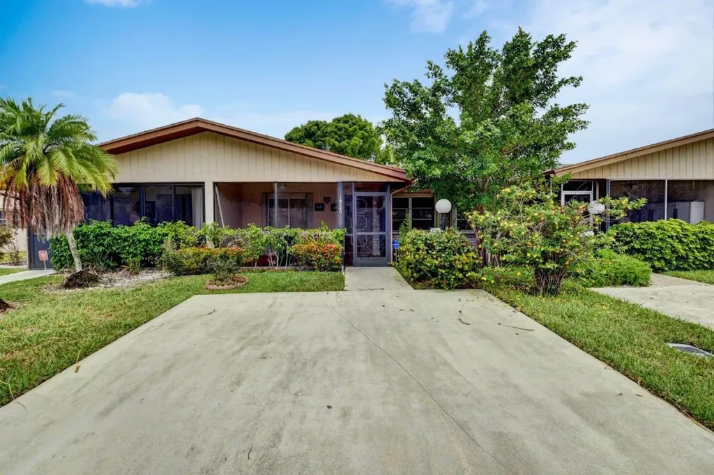 14545 Lucy Drive Delray Beach FL 33484