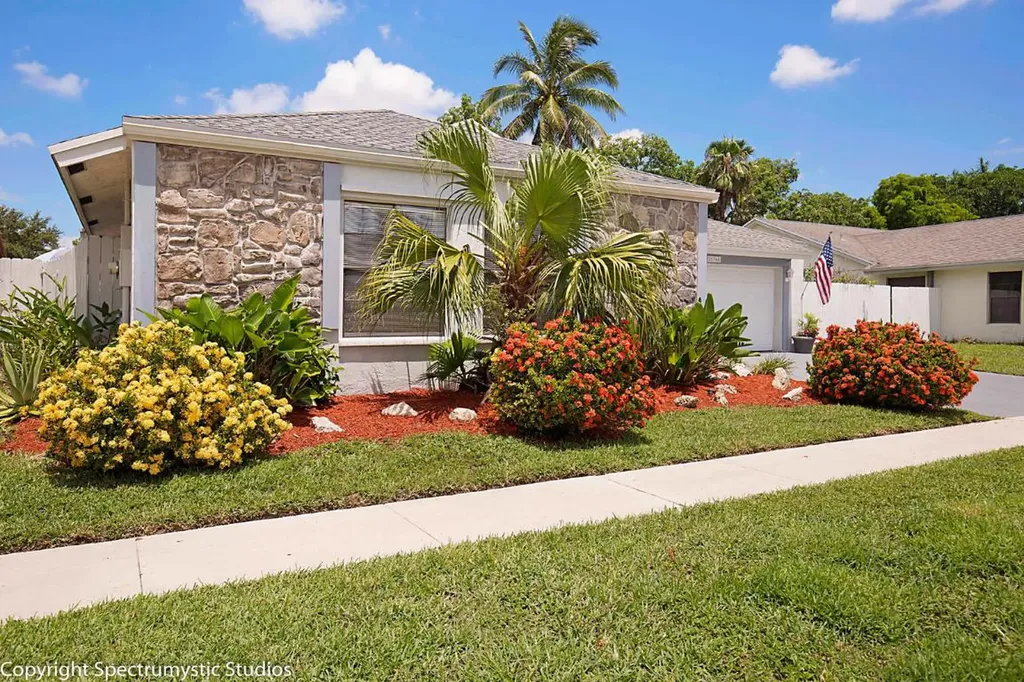21368 Summertrace Circle Boca Raton FL 33428