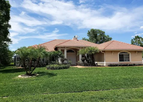 5476 NW Boydga Avenue Port St Lucie FL 34986