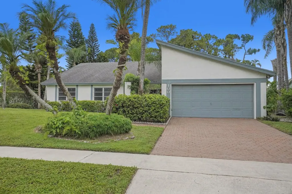 100 Sevilla Avenue Royal Palm Beach FL 33411