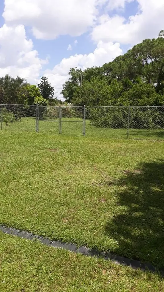 2581 SE Trail Avenue Port St Lucie FL 34952