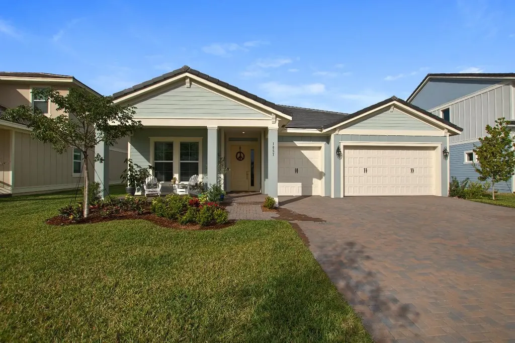 1057 Sterling Pine Place Loxahatchee FL 33470