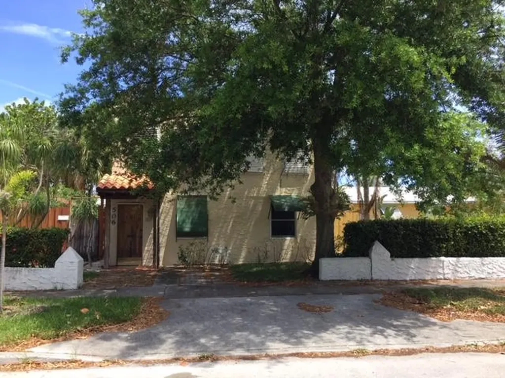 506 S M Street Lake Worth Beach FL 33460