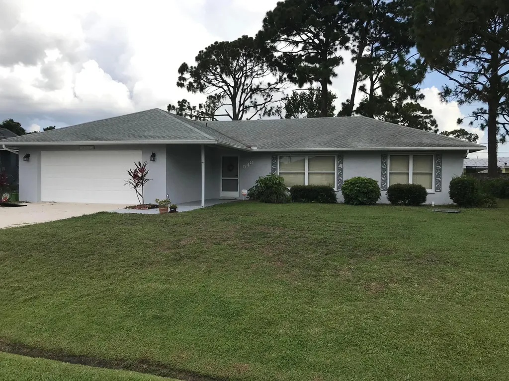548 NW Placid Avenue Port St Lucie FL 34983