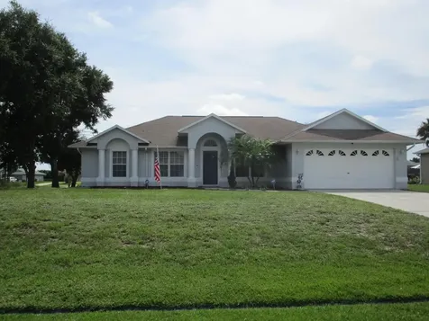 3248 SE Quay Street Port St Lucie FL 34984