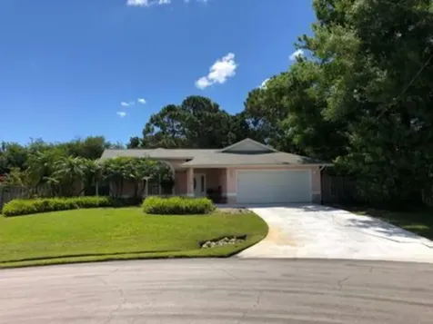 2530 SE Jason Place Port St Lucie FL 34952