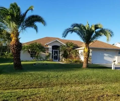 213 SW Parish Terrace Port St Lucie FL 34984