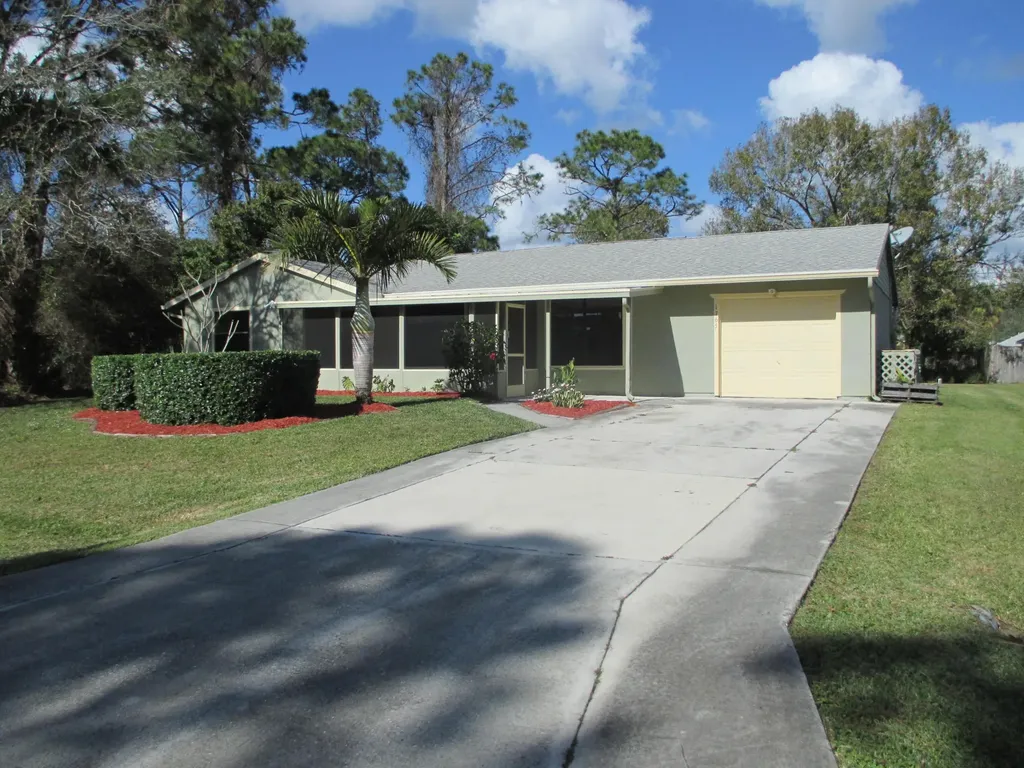 1765 SW Commerce Avenue Port St Lucie FL 34953