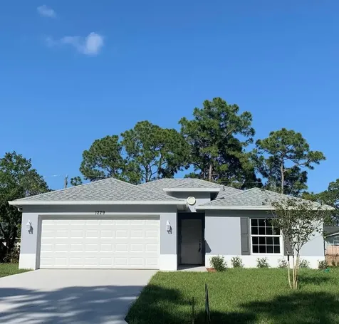 1229 SE Nancy Lane Port St Lucie FL 34983