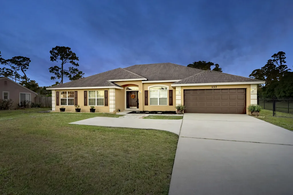 137 SW Tulip Boulevard Port St Lucie FL 34953