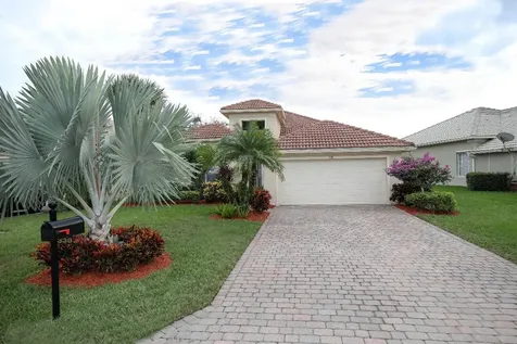 338 NW Stratford Lane Port St Lucie FL 34983