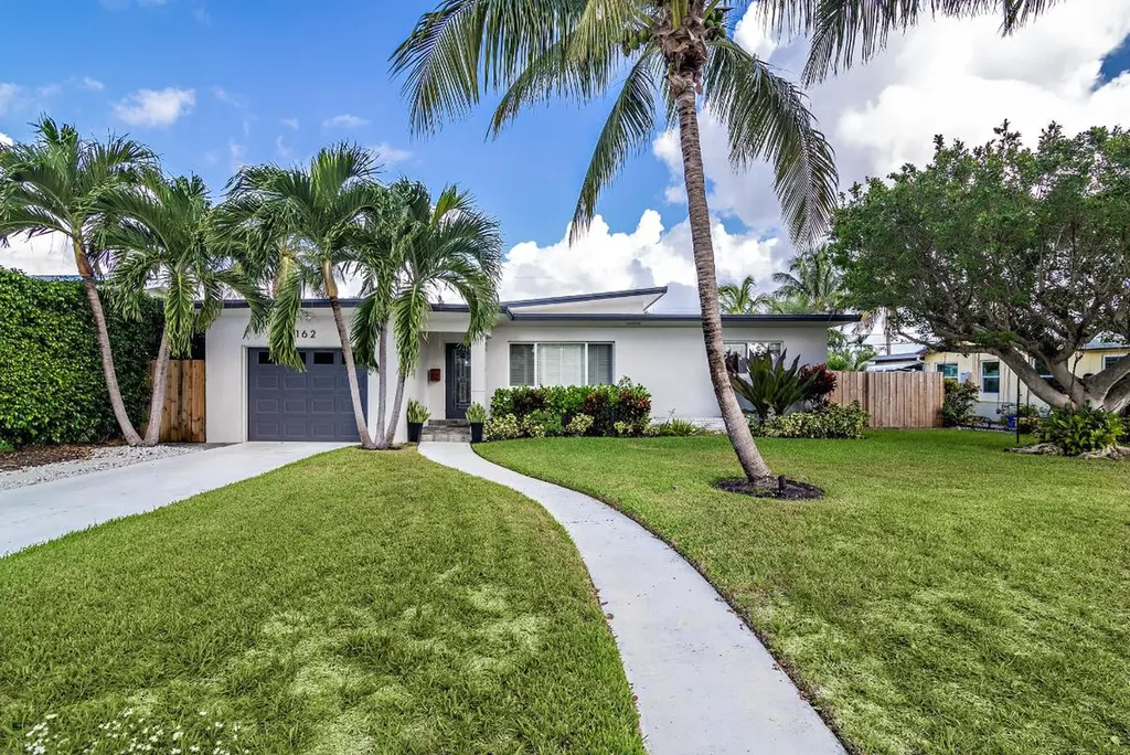 162 Vassar Drive Lake Worth Beach FL 33460