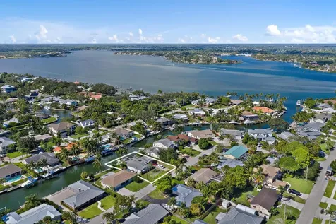 942 Marlin Circle Jupiter FL 33458