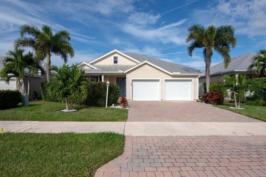 444 NE Leaping Frog Way Port St Lucie FL 34983