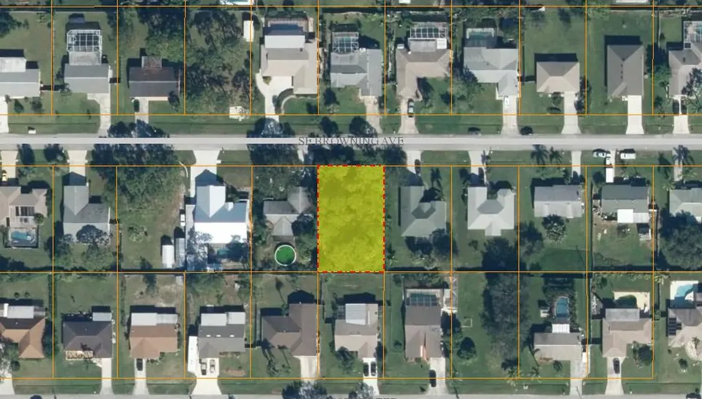 938 SE Browning Avenue Port St Lucie FL 34983