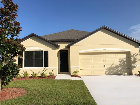 6062 NW Regent Street Port St Lucie FL 34983
