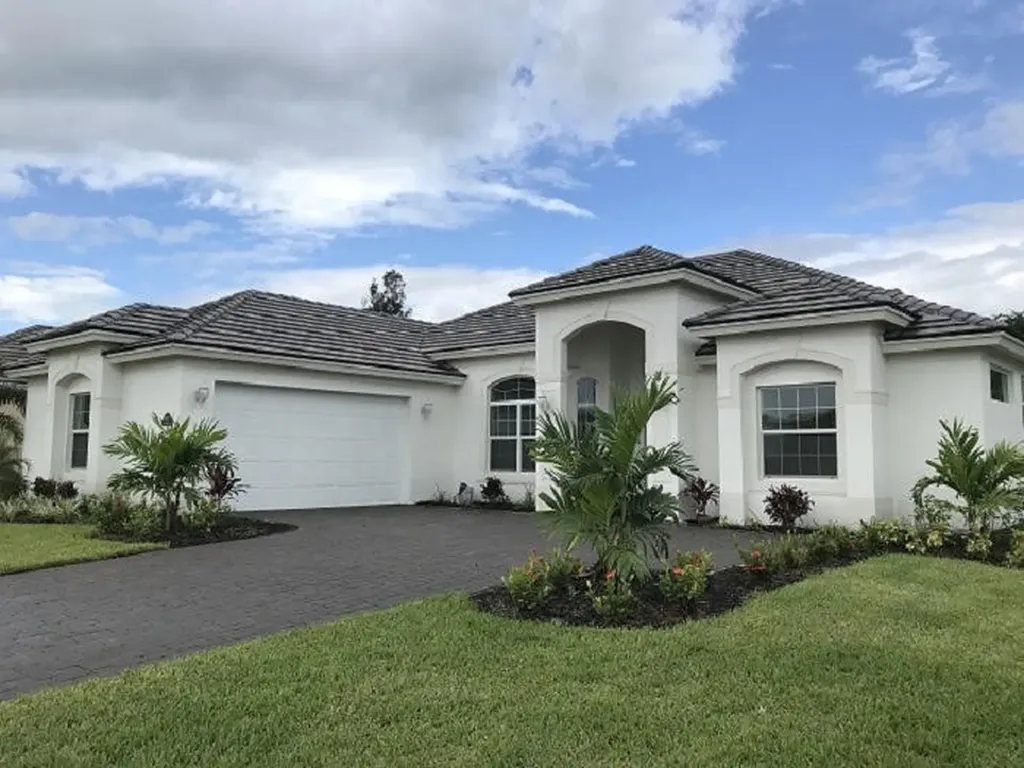 5580 61st Place Vero Beach FL 32967
