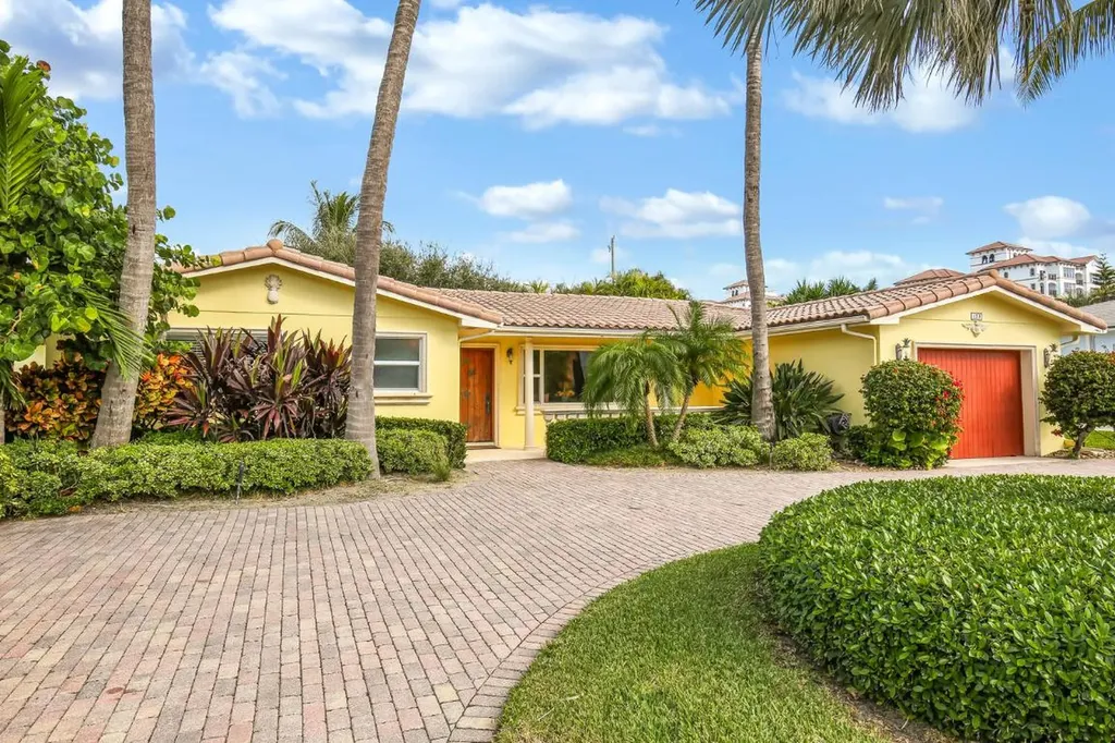 129 Linda Lane Palm Beach Shores FL 33404
