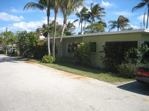 4 Bel Air Drive Boynton Beach FL 33435