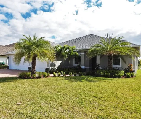 250 SW Vista Lake Drive Port St Lucie FL 34953