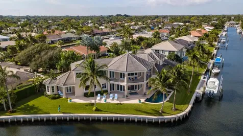 9095 SE Harbor Island Way Hobe Sound FL 33455