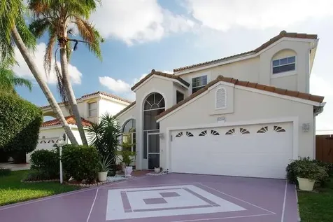 129 Woodlake Circle Greenacres FL 33463