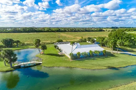 1425 55th Court SW Vero Beach FL 32968