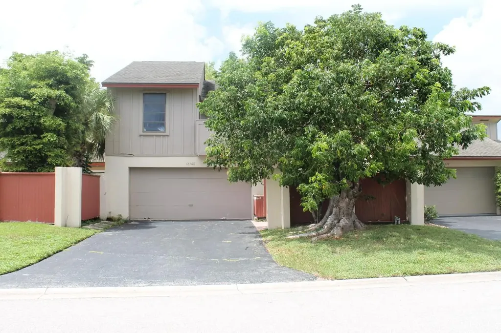 12768 Spinnaker Lane Wellington FL 33414